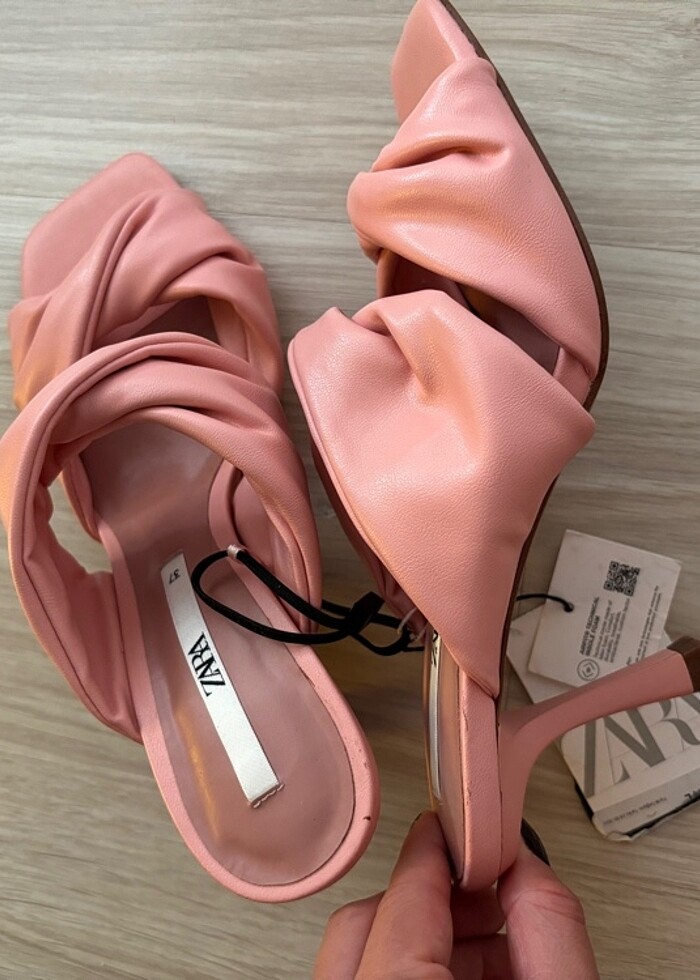 Zara Topuklu Terlik - Görsel 2