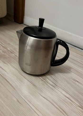 Elektrikli çaydanlık üstü