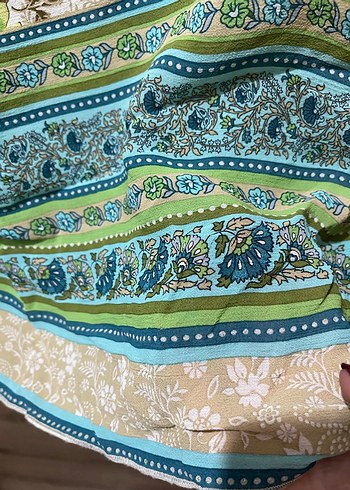 Çiçek Desenli V Yakalı Kadın Bluz - Görsel 6