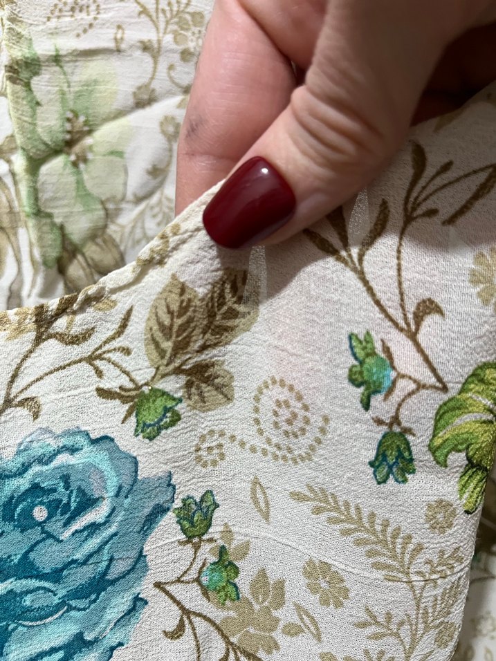 Çiçek Desenli V Yakalı Kadın Bluz - Görsel 4