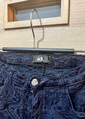 Jakar Dokulu Siyah Şık Pantolon - Görsel 5