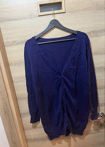 Lacivert V Yakalı Düğmeli Kadın Hırka - Görsel 3