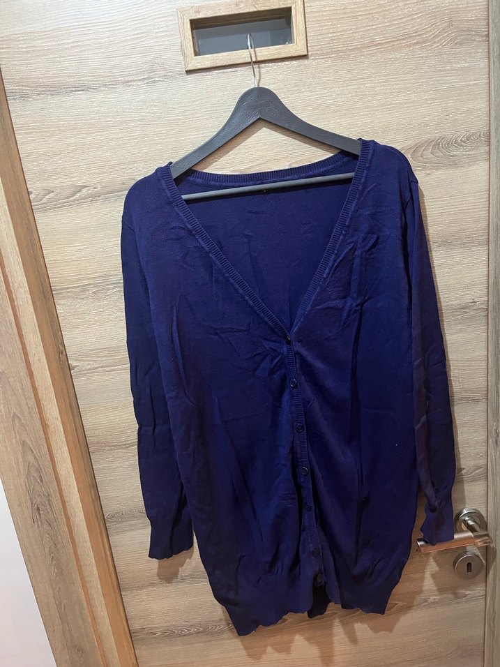 Lacivert V Yakalı Düğmeli Kadın Hırka - Görsel 3