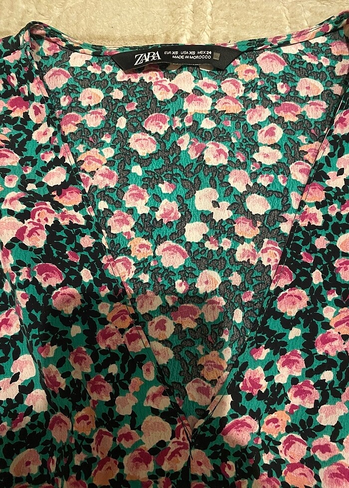 Çiçekli bluz - Görsel 4