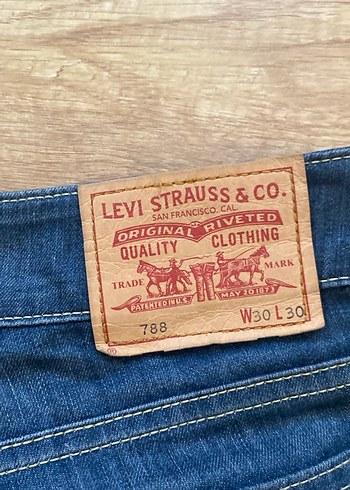 s Beden Levis 788 model kot
