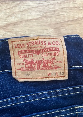 s Beden Levis 788 model jean