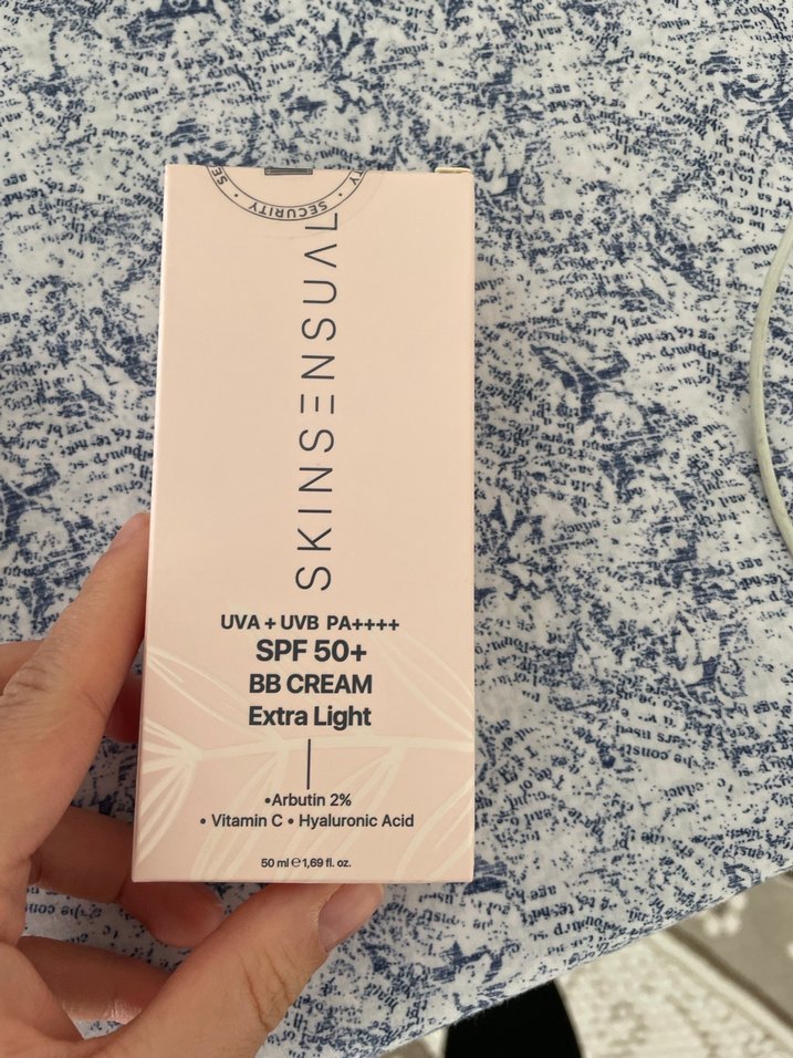 Bej Tonlu SKINSENSUAL BB Krem SPF 60+ - Görsel 4