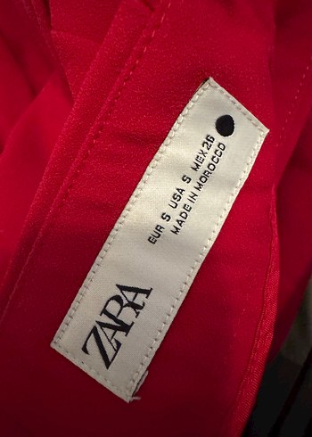 Zara Kırmızı Pilili Kadın Kumaş Pantolon