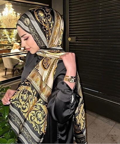 Versace şal
