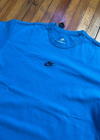 m Beden Nike Erkek Mavi Keten Kısa Kollu Tişört
