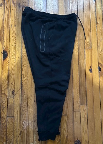 l Beden siyah Renk Nike Tech Fleece L Beden