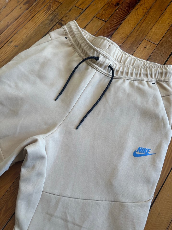 Nike Tech Fleece Bej Eşofman Altı - Görsel 2