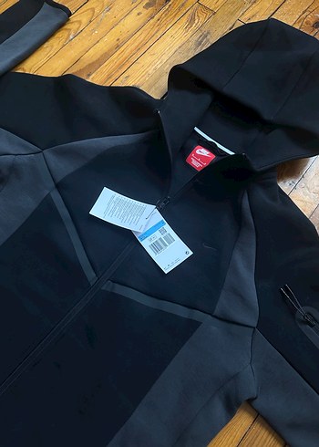 Nike Tech Fleece 2026 Sezon Sıfır Etiketli - Görsel 2