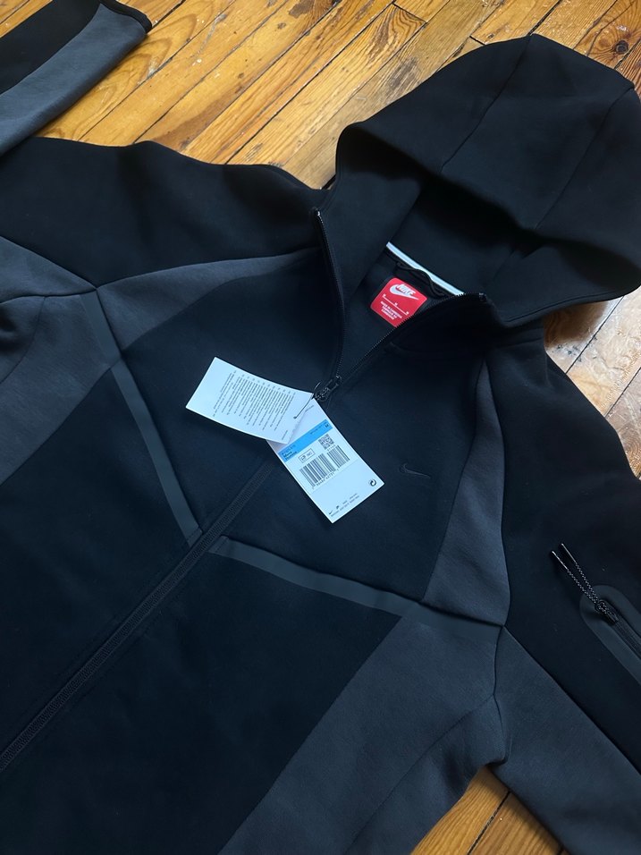 Nike Tech Fleece 2026 Sezon Sıfır Etiketli - Görsel 2