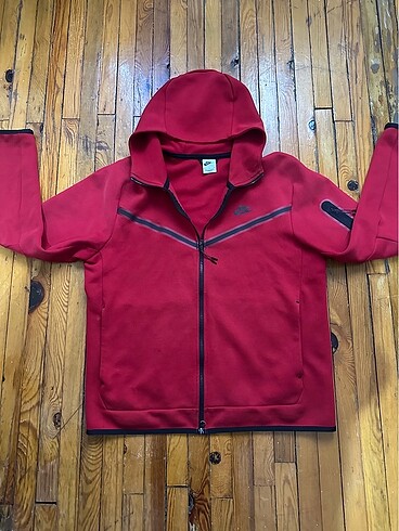 Nike tech fleece kırmızı