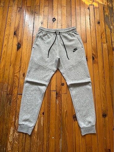 Nike Tech Fleece