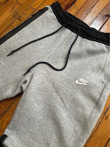 Nike Nike Tech Panda