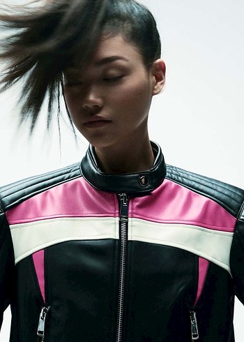 Zara Kemer Detaylı Kısa Pembe Siyah Deri Biker Ceket