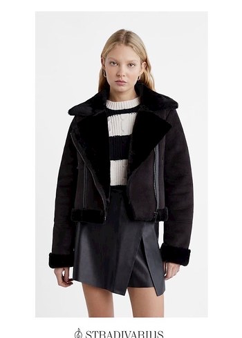 Stradivarius Siyah Süet Kürk Detaylı Biker Ceket