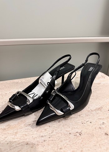 Kadın Siyah Deri Stiletto Tokalı Topuklu - Görsel 2