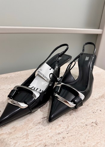 Kadın Siyah Deri Stiletto Tokalı Topuklu - Görsel 3