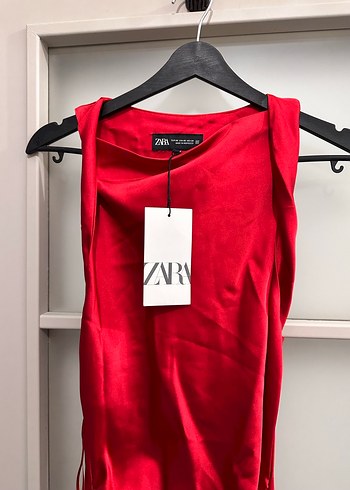 Kırmızı Uzun V Yaka Drapeli Elbise - Görsel 3