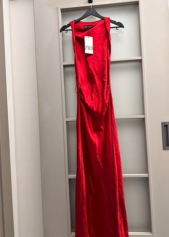 Kırmızı Uzun V Yaka Drapeli Elbise - Görsel 4