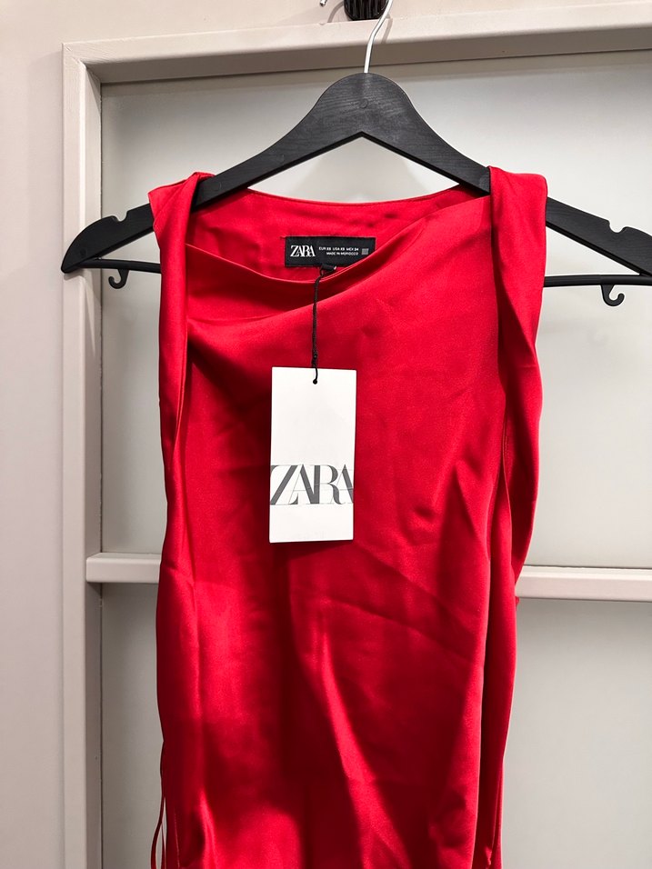 Kırmızı Uzun V Yaka Drapeli Elbise - Görsel 3