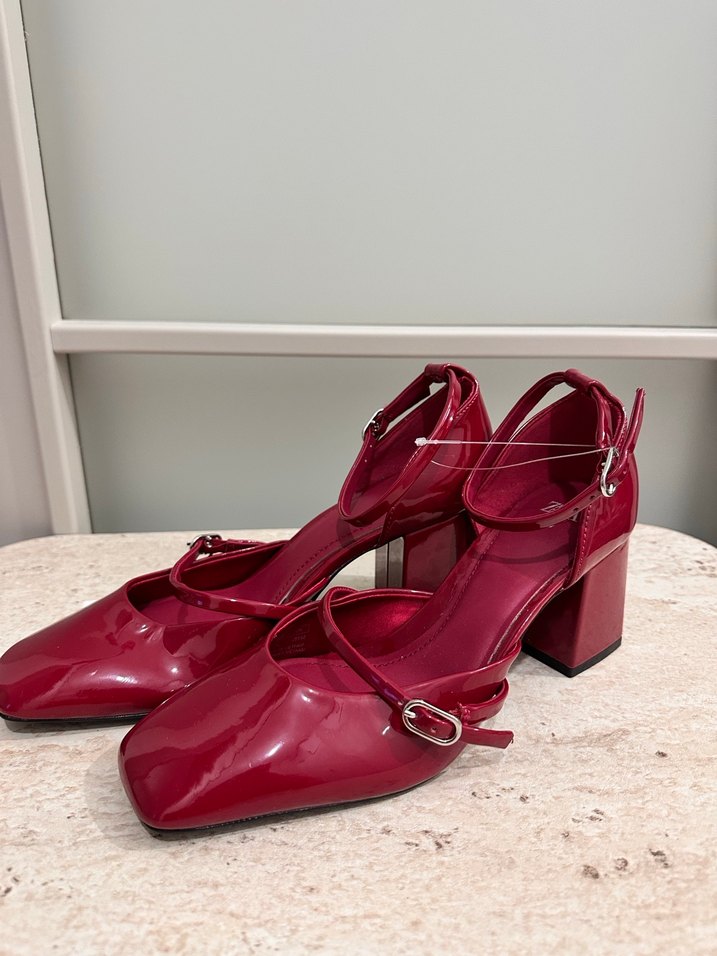 Parlak Kırmızı Tokalı Yüksek Topuklu Stiletto - Görsel 2