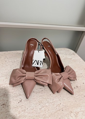 Bej Fiyonklu Yüksek Topuklu Stiletto - Görsel 3