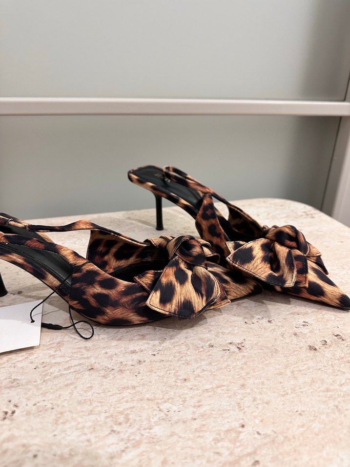 Leopar Desenli Tokalı Stiletto - Görsel 5