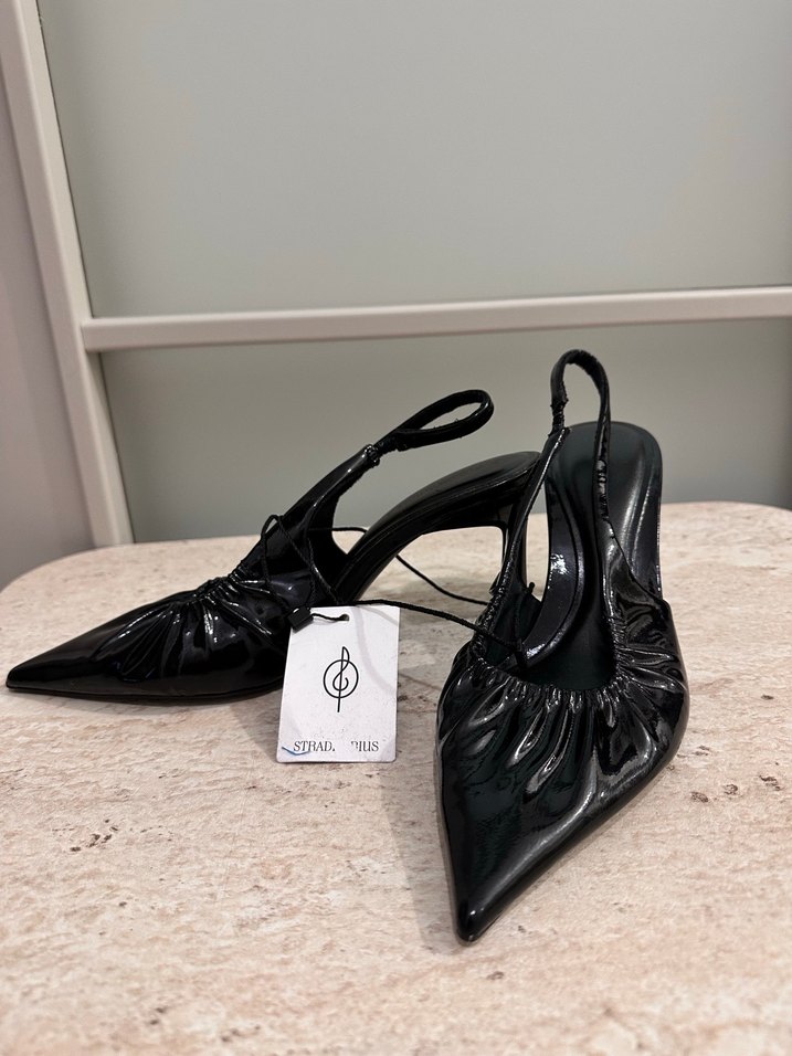 Kadın Siyah Rugan Stiletto Topuklu Ayakkabı - Görsel 3