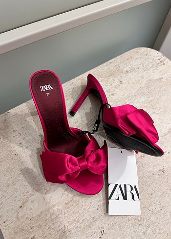 Fiyonklu Pembe Yüksek Topuklu Stiletto - Görsel 4