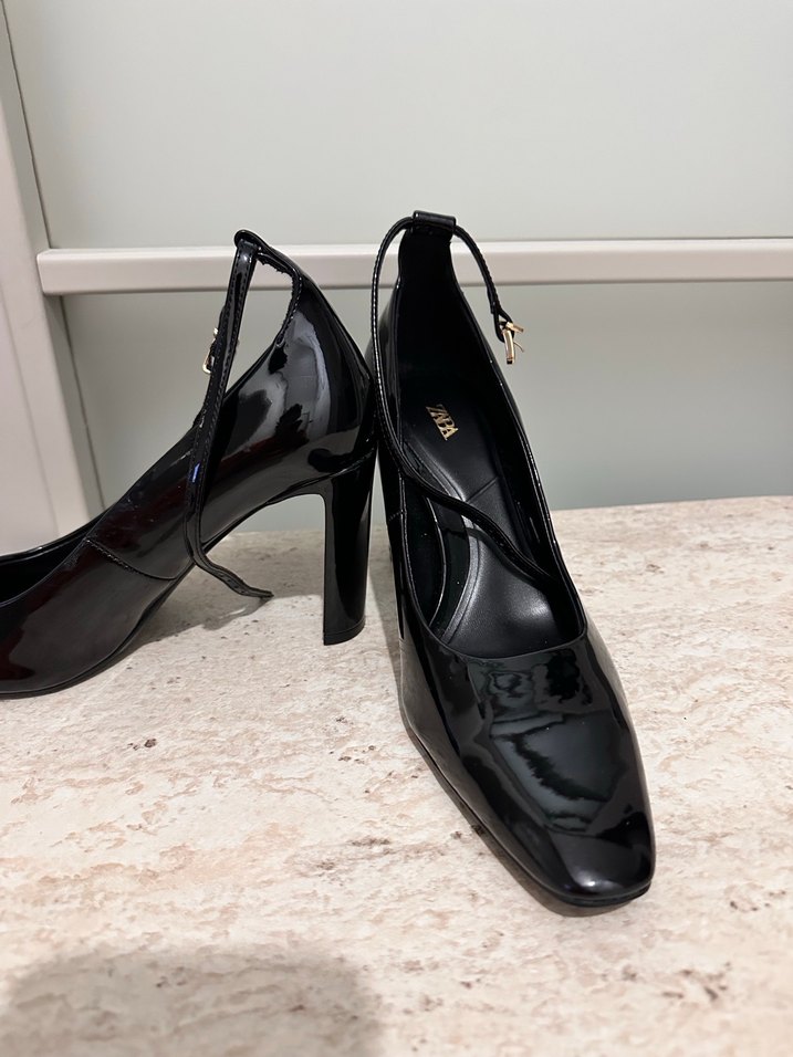 Kadın Siyah Topuklu Kemerli Stiletto - Görsel 4