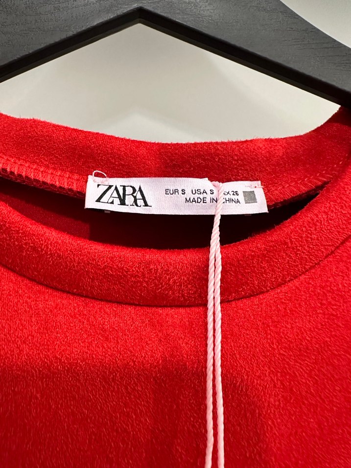 Kısa Kollu Kırmızı Süet Mini Elbise - Görsel 3