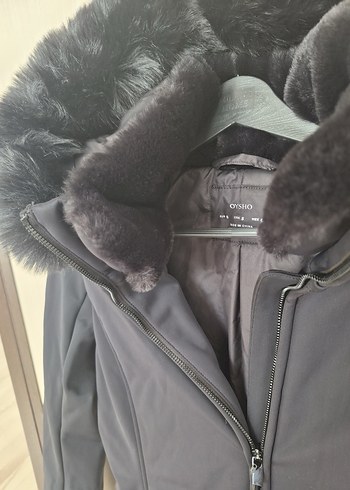 Siyah Kürklü Kadın Kışlık Mont - Görsel 3