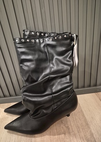 Siyah Deri Stiletto Topuklu Diz Boyu Bot - Görsel 2