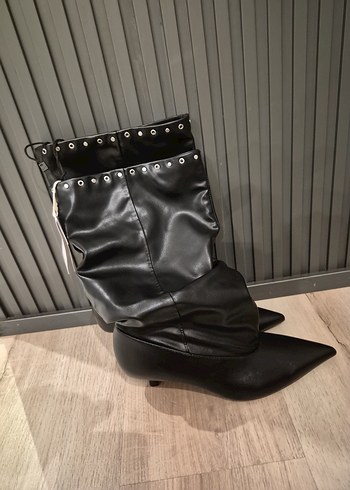 Siyah Deri Stiletto Topuklu Diz Boyu Bot - Görsel 7