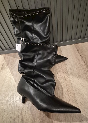 Siyah Deri Stiletto Topuklu Diz Boyu Bot - Görsel 4