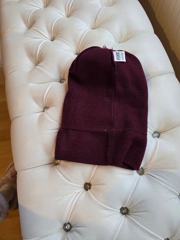 VS Pink Bere - Görsel 3