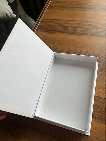  Beden Kitap kutu