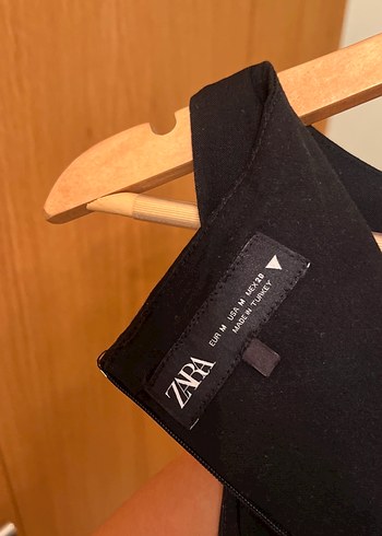 Zara Siyah Fırfırlı Midi Kolsuz Elbise