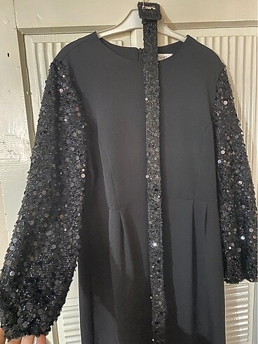 xl Beden Kolları payetli elbise