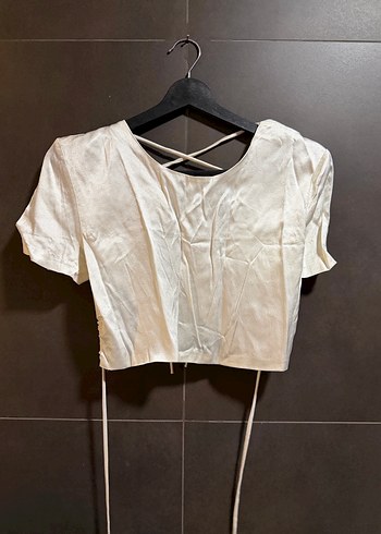 zara sırt dekolteli bluz - Görsel 5