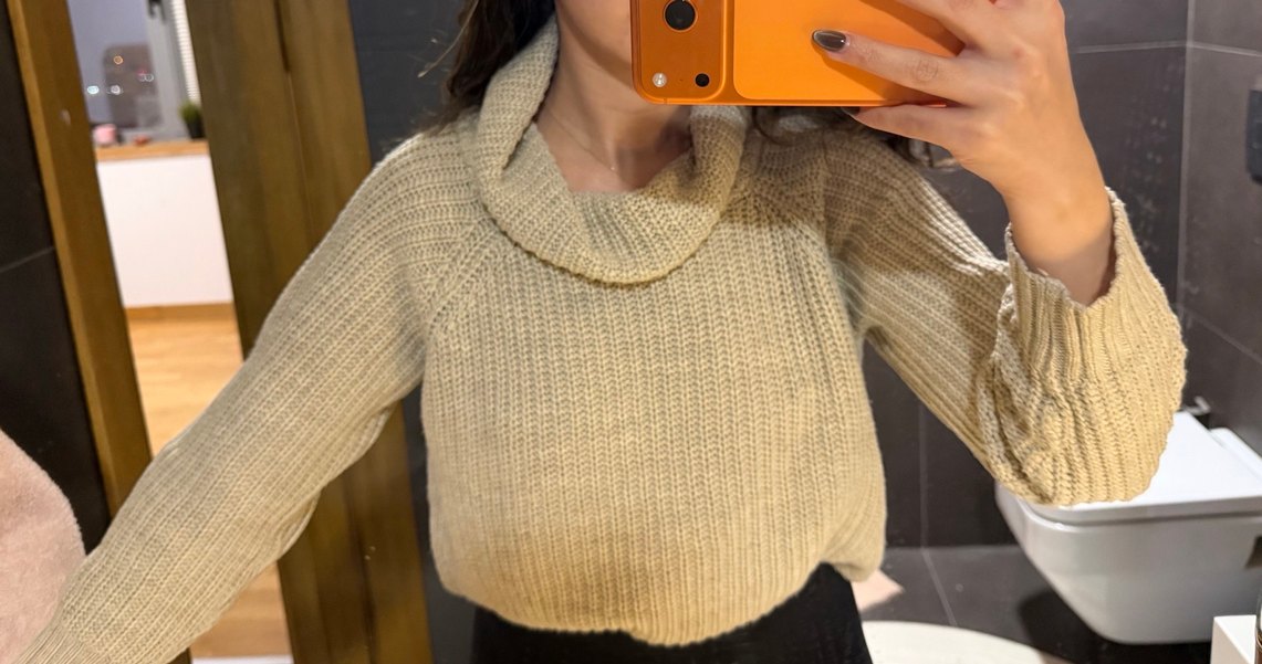 Bej Triko Boğazlı Kadın Kazak - Görsel 2