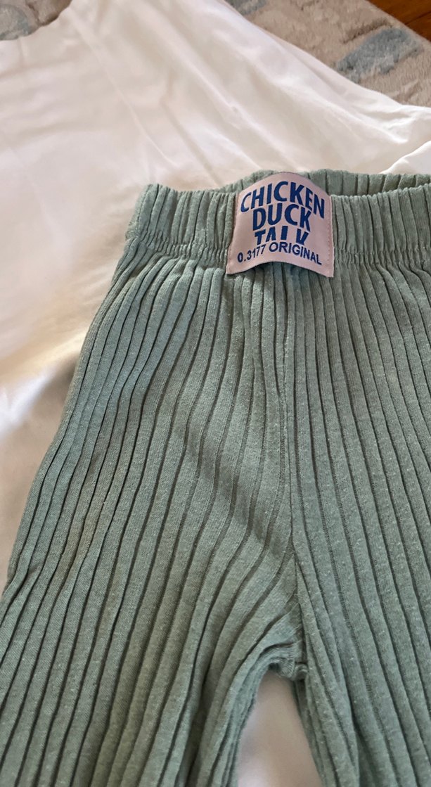 Kızlar için Keten Bej Pileli Dar Kesim Pantolon - Görsel 2