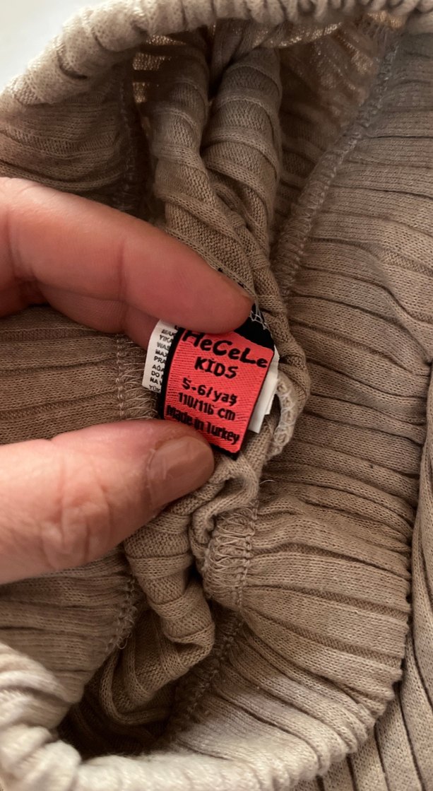 Kızlar için Keten Bej Pileli Dar Kesim Pantolon - Görsel 4