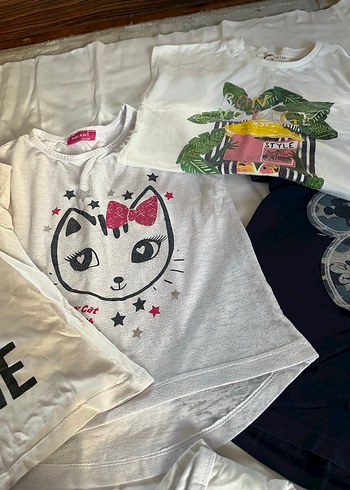 Kızlar için baskılı beyaz kısa kollu tişörtler - Görsel 6