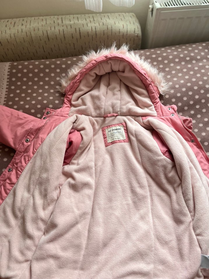 Pembe Nakışlı Kız Çocuk Mont - Görsel 4