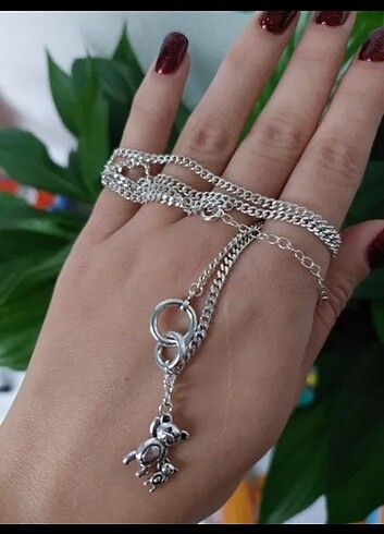 Gümüş ayıcıklı kolye 